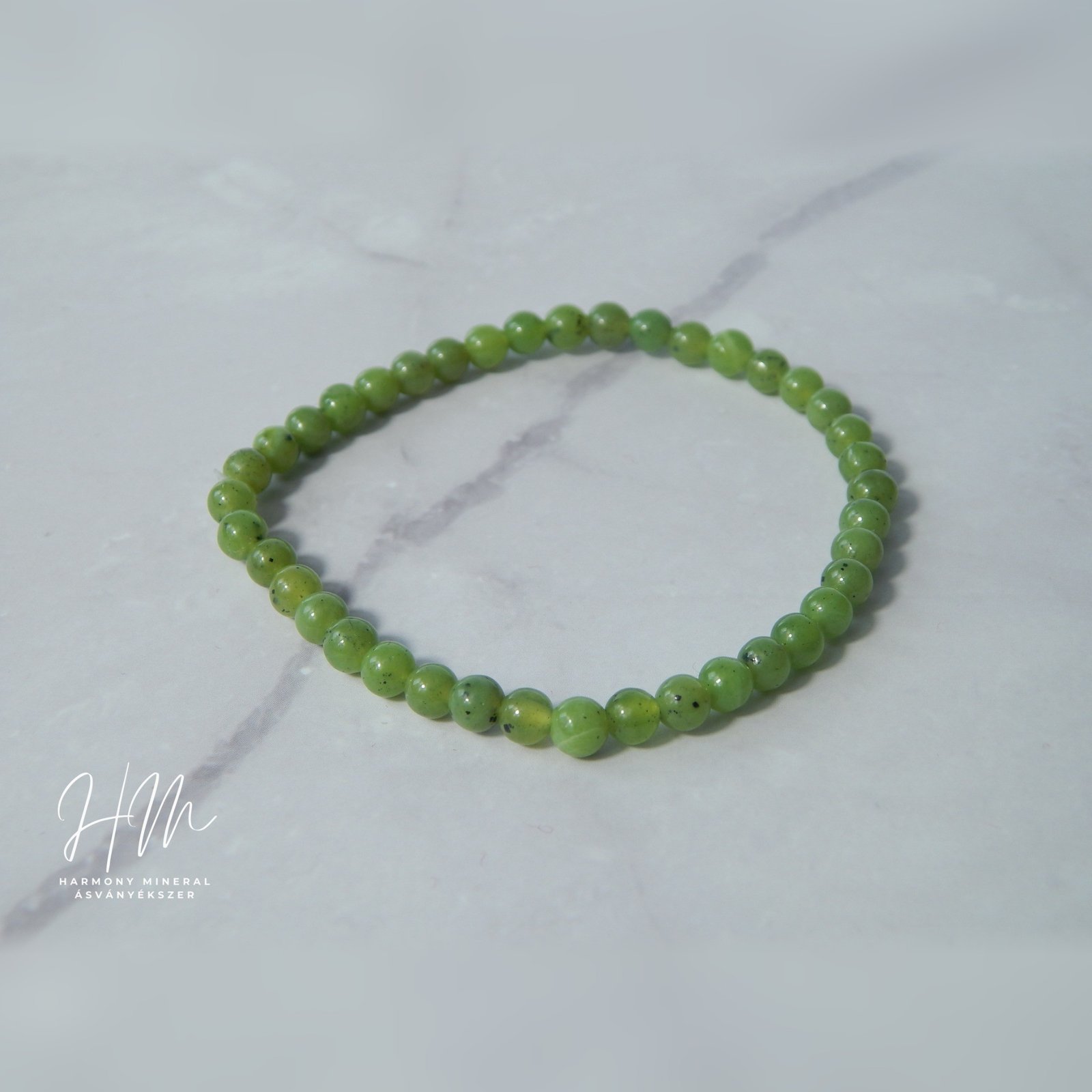 Jade Kanada 4mm Karkötő